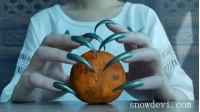 SNOW977-Green Nails3