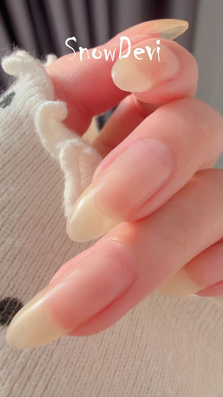 SNOW1545-Natural Nails