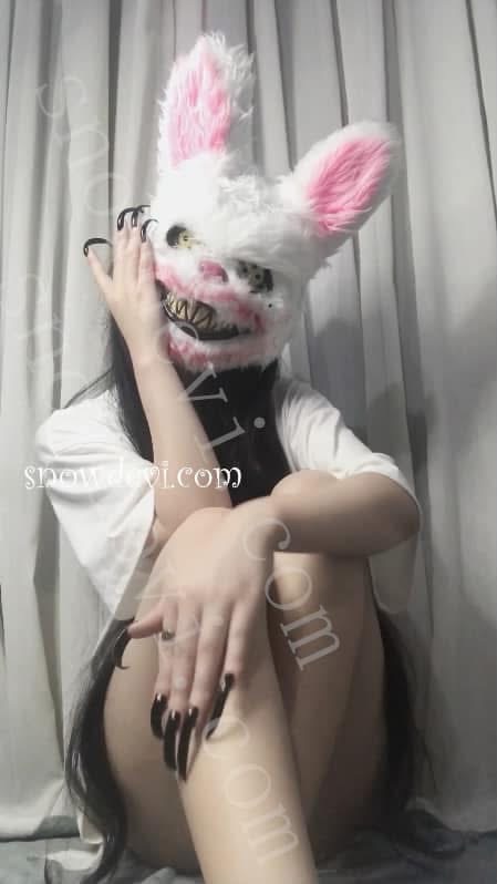 SNOW1316-Showing Black  Nails（2020）