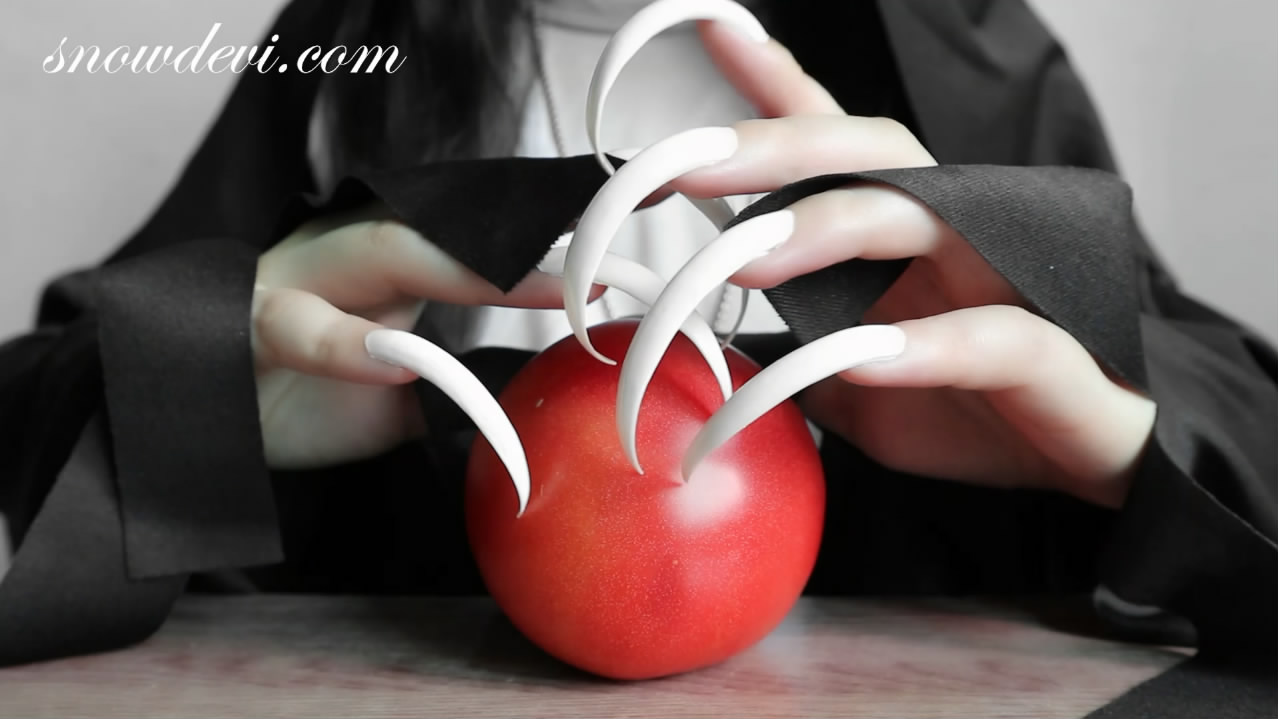 SNOW591-Tomato6