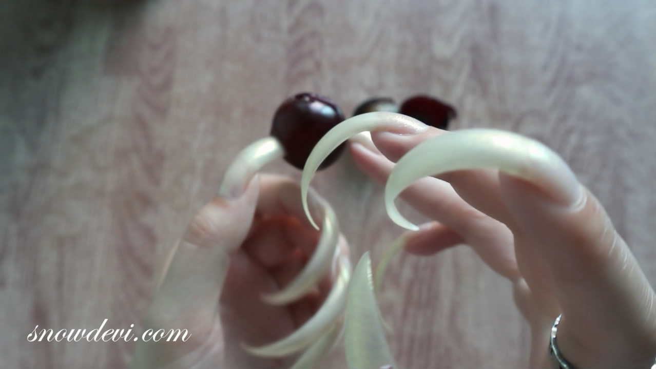 SNOW594-Grape5
